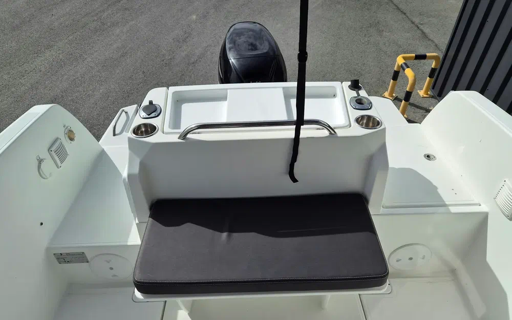 slider 7 Beneteau Barracuda 6