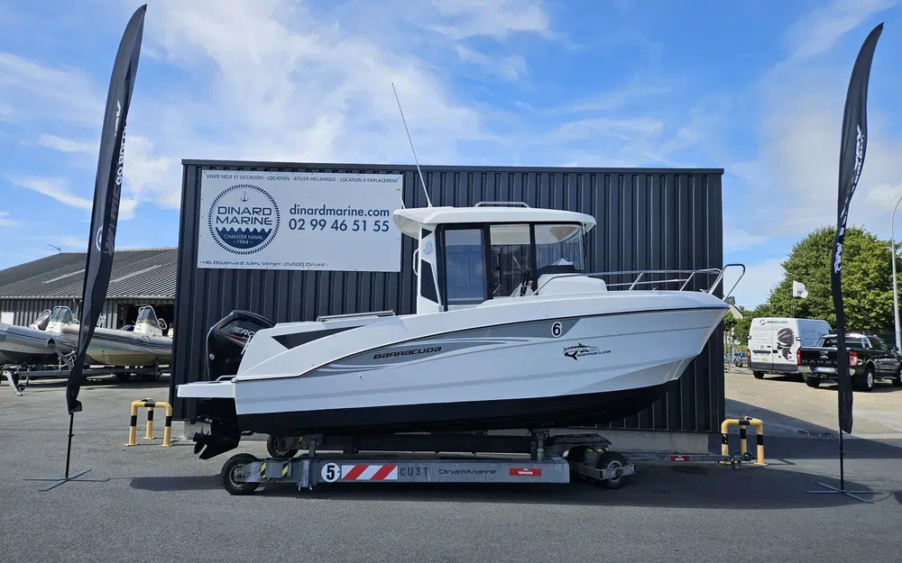 slider 11 Beneteau Barracuda 6
