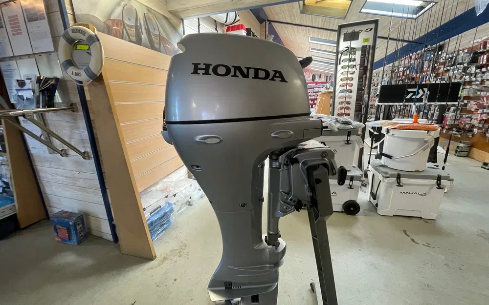 slider 0 Monteur 6cv Honda