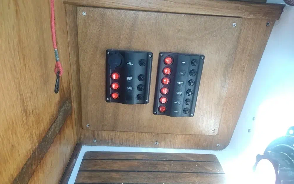 slider 33 Quicksilver 650 Camping