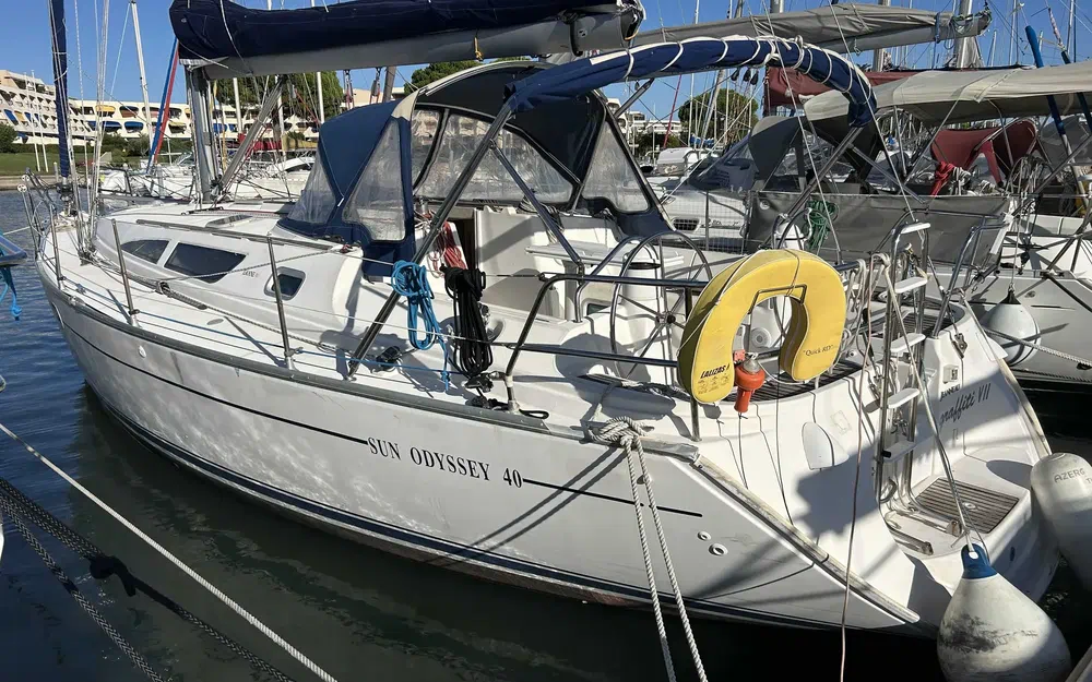 slider 0 Jeanneau Sun Odyssey 40