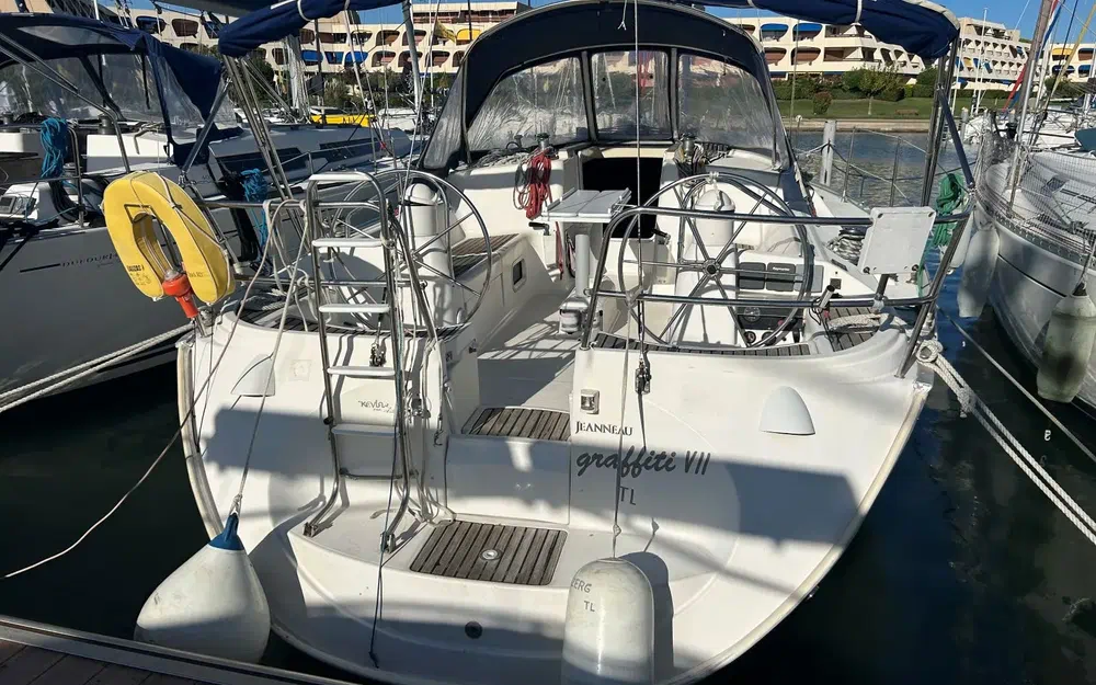 slider 14 Jeanneau Sun Odyssey 40