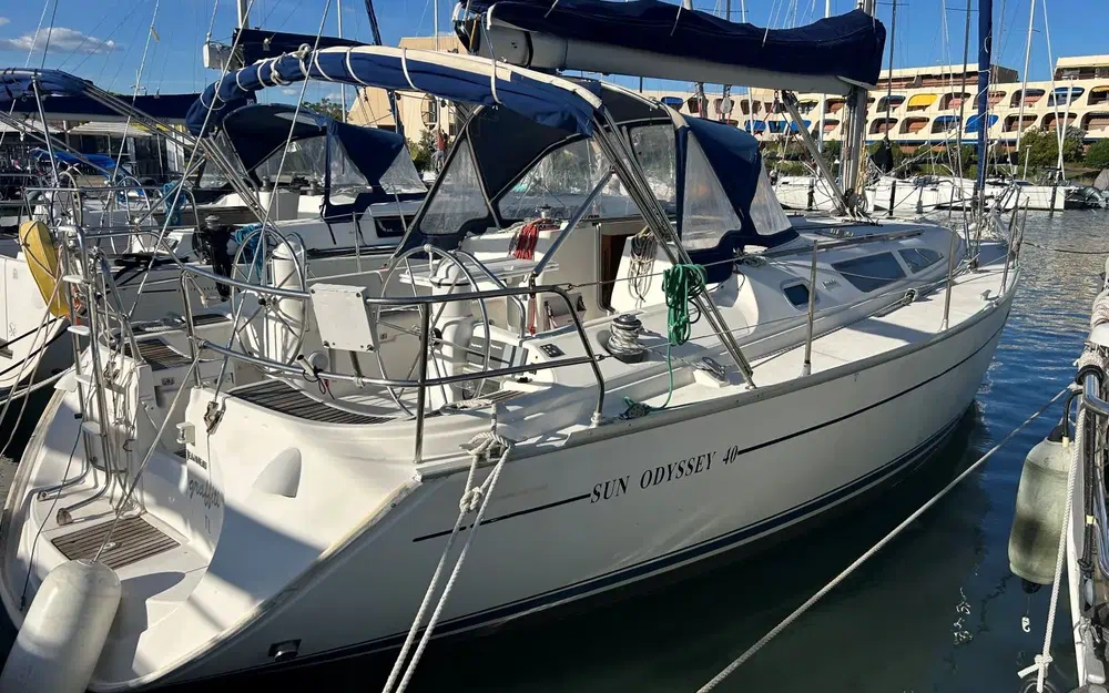 slider 15 Jeanneau Sun Odyssey 40