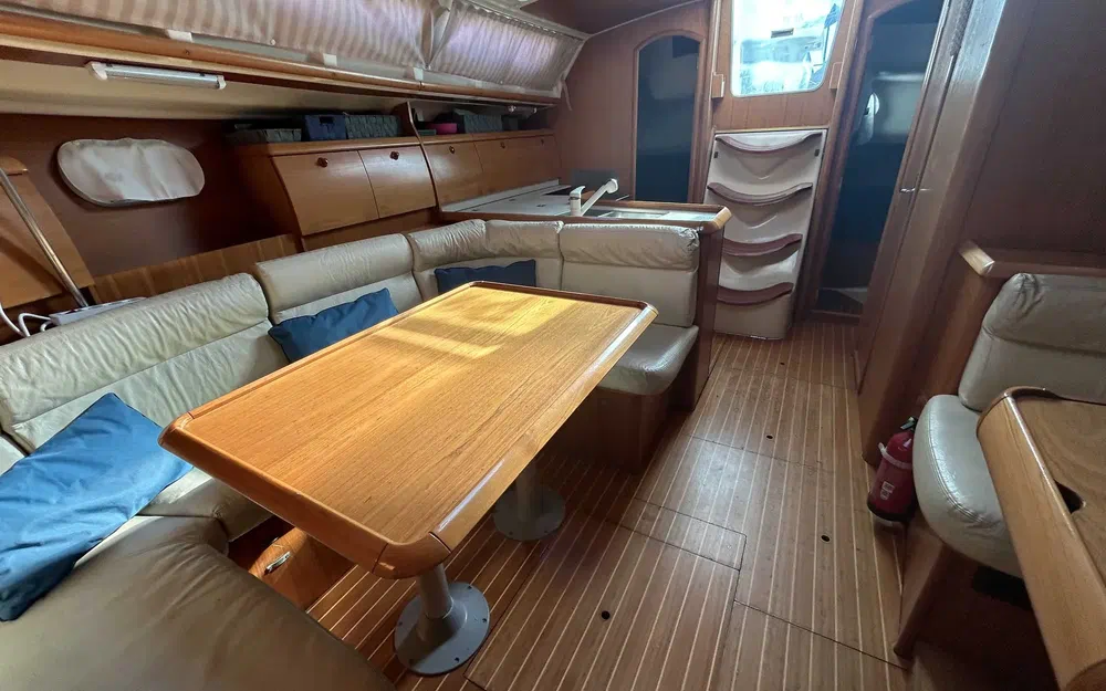 slider 6 Jeanneau Sun Odyssey 40