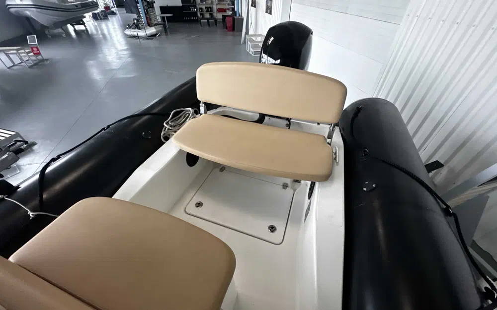 slider 11 Bombard Sunrider 700