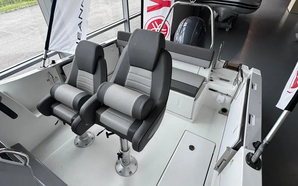 slider 5 Jeanneau Cap Camarat 6.5 WA Serie 3