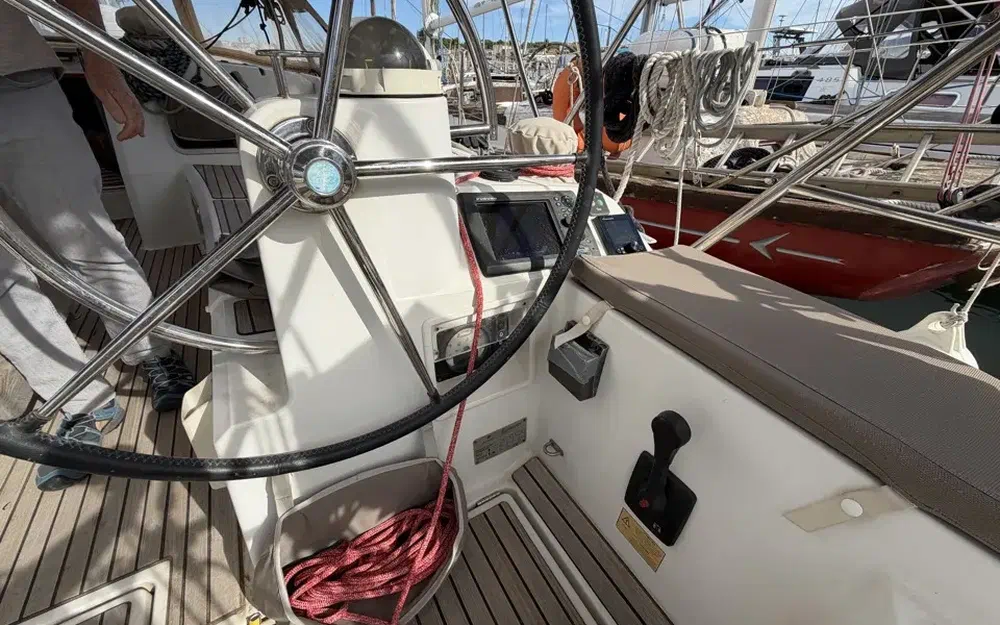 slider 14 Jeanneau Sun Odyssey 469