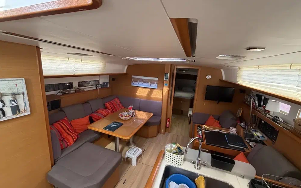 slider 22 Jeanneau Sun Odyssey 469