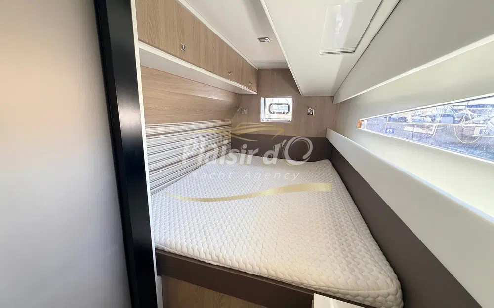 slider 19 Aventura Catamarans Aventura 10 Power