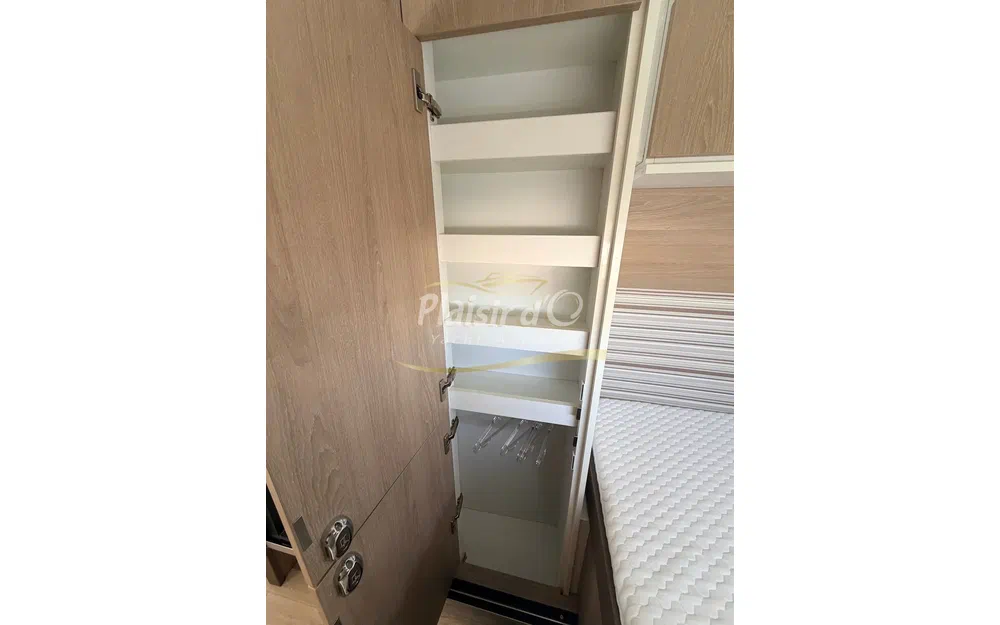 slider 21 Aventura Catamarans Aventura 10 Power