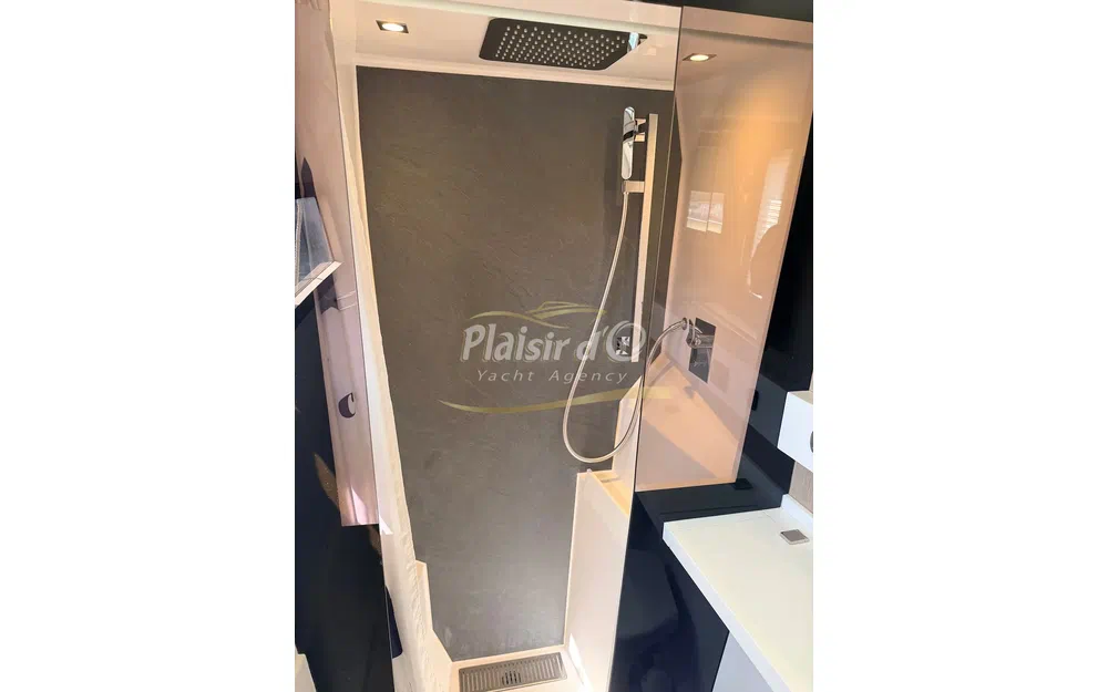 slider 23 Aventura Catamarans Aventura 10 Power