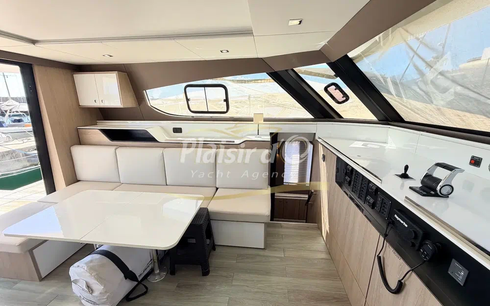 slider 37 Aventura Catamarans Aventura 10 Power