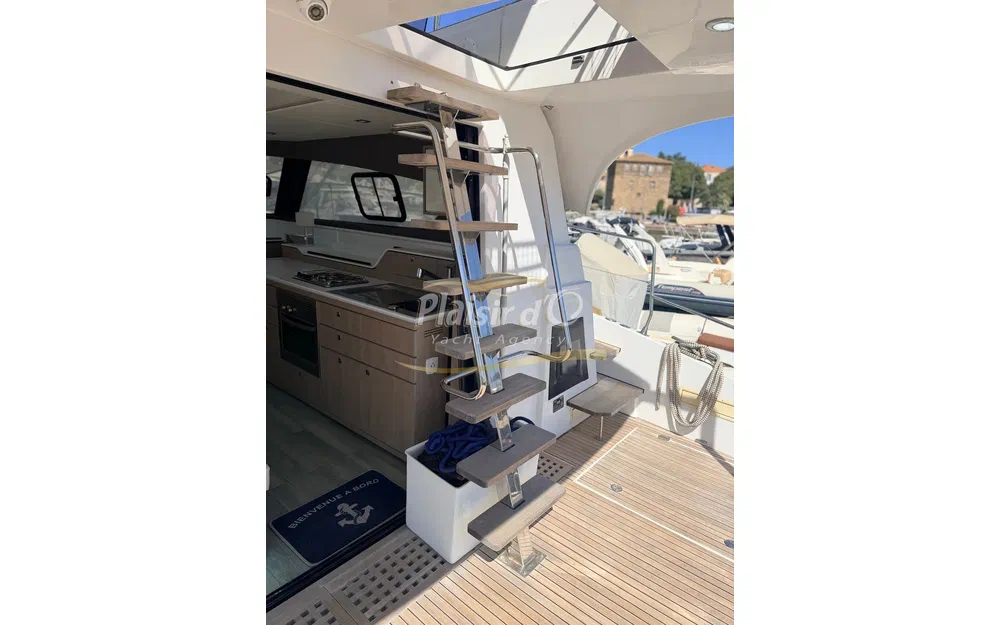 slider 40 Aventura Catamarans Aventura 10 Power