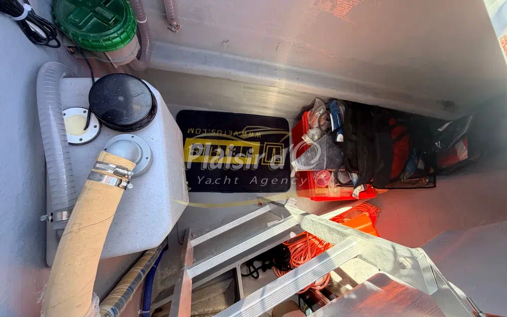 slider 53 Aventura Catamarans Aventura 10 Power