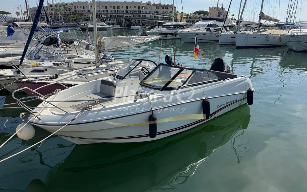 slider 1 Jeanneau Cap Camarat 6.5 BR
