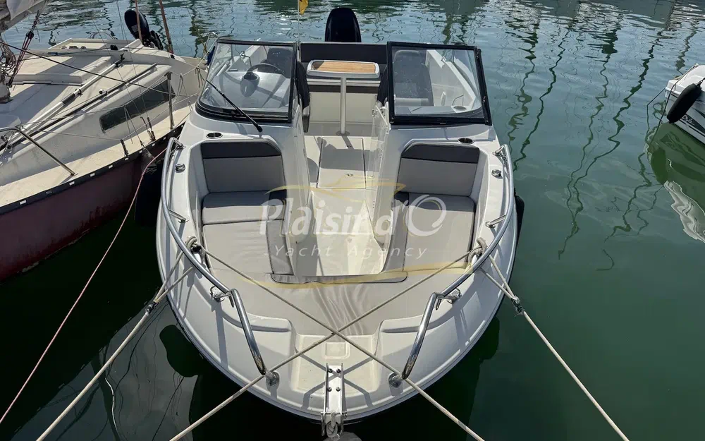 slider 3 Jeanneau Cap Camarat 6.5 BR