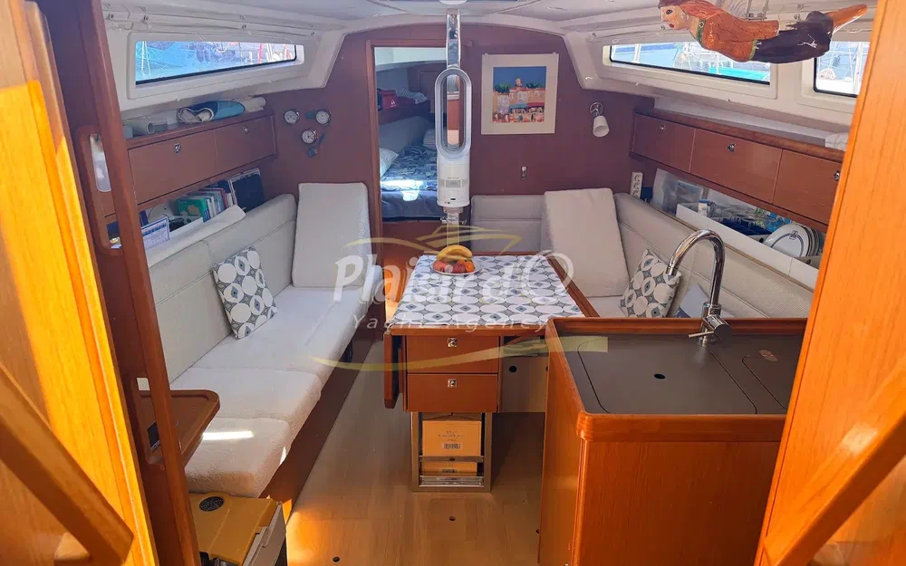 slider 27 Bavaria Cruiser 33