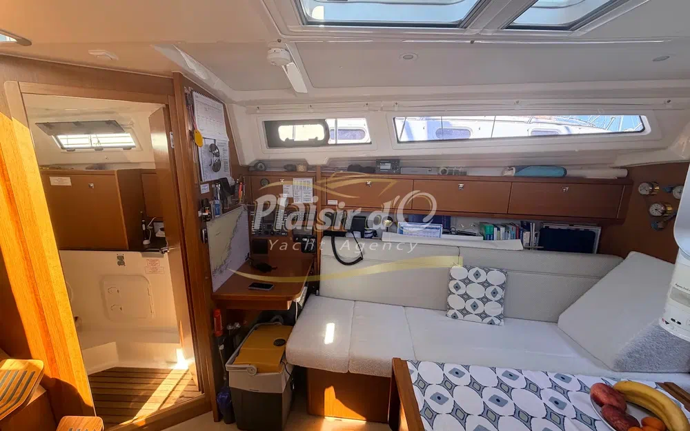 slider 29 Bavaria Cruiser 33