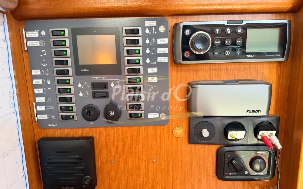 slider 31 Bavaria Cruiser 33