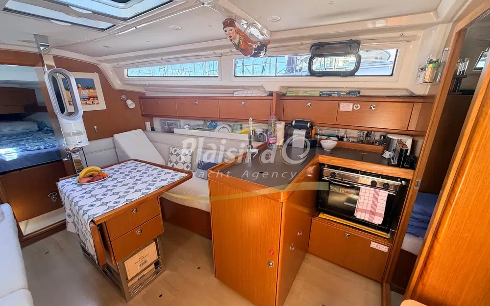 slider 33 Bavaria Cruiser 33