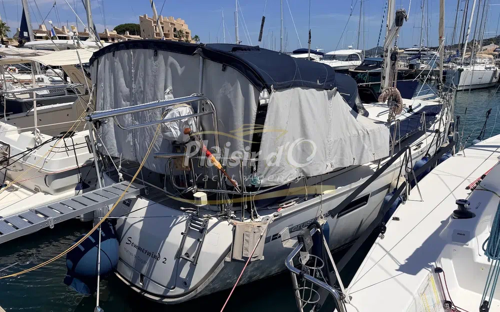 slider 4 Bavaria Cruiser 33