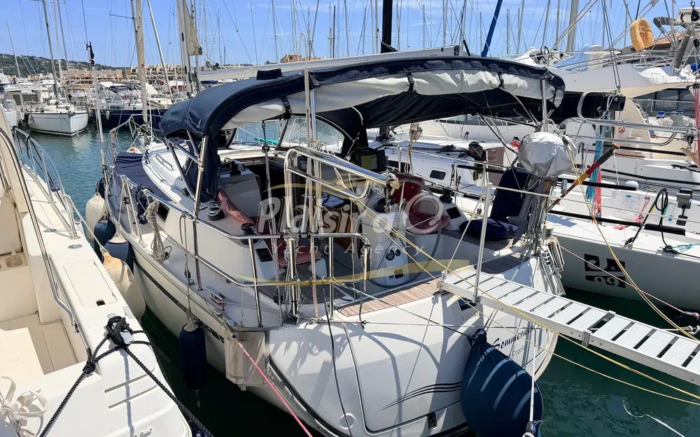 slider 6 Bavaria Cruiser 33