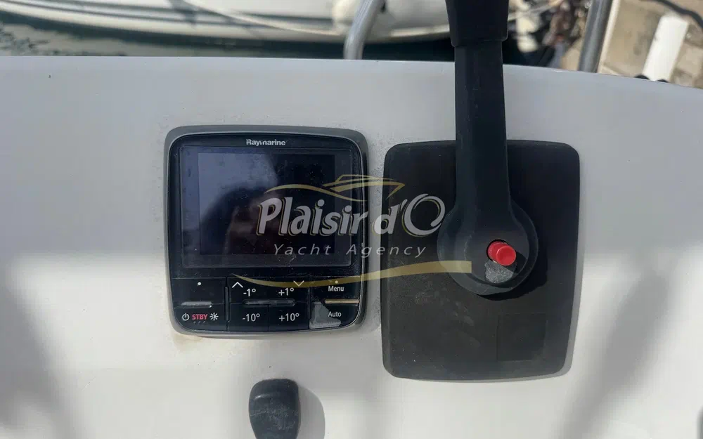 slider 9 Beneteau First 31.7