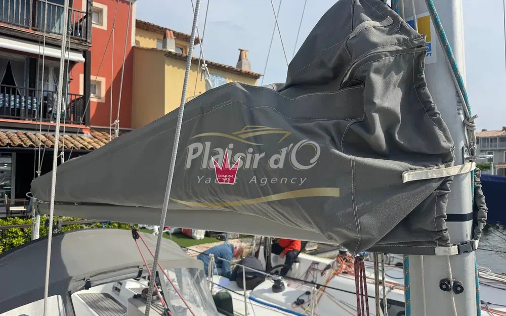 slider 16 Beneteau First 31.7