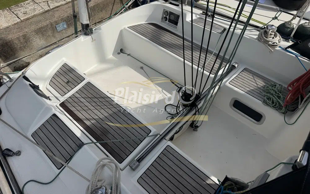 slider 17 Beneteau First 31.7
