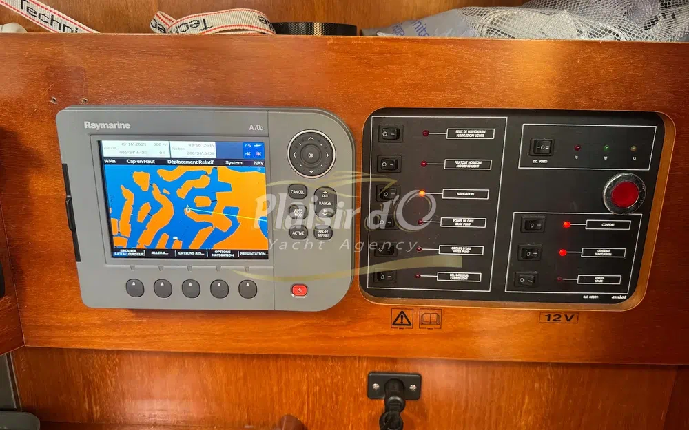 slider 21 Beneteau First 31.7