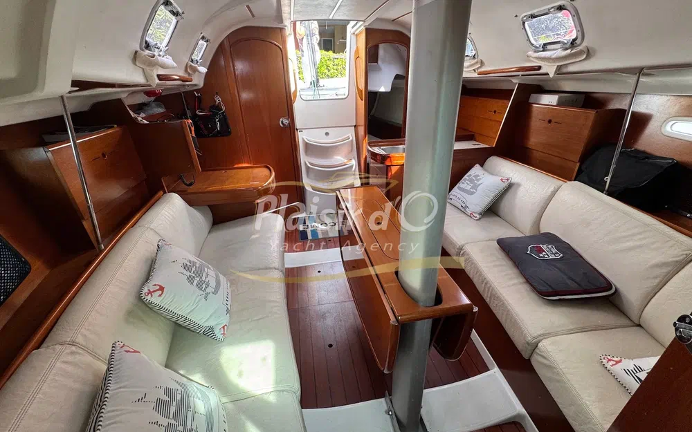 slider 33 Beneteau First 31.7