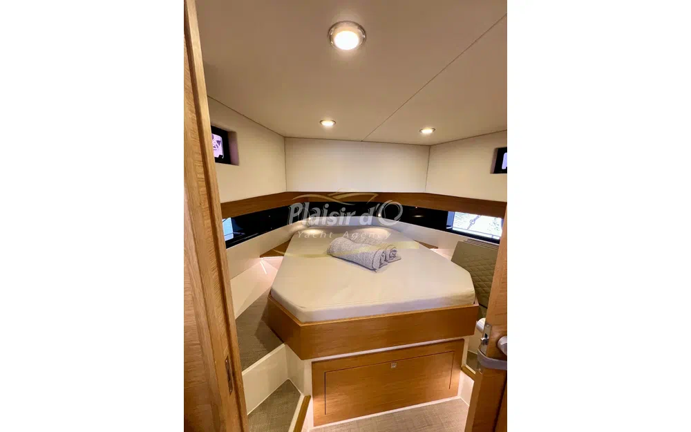 slider 8 De Antonio Yachts D42