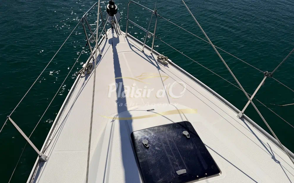 slider 12 Bavaria Cruiser 37