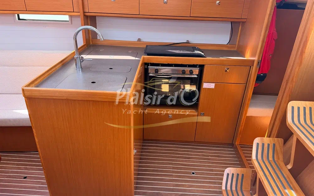 slider 18 Bavaria Cruiser 37