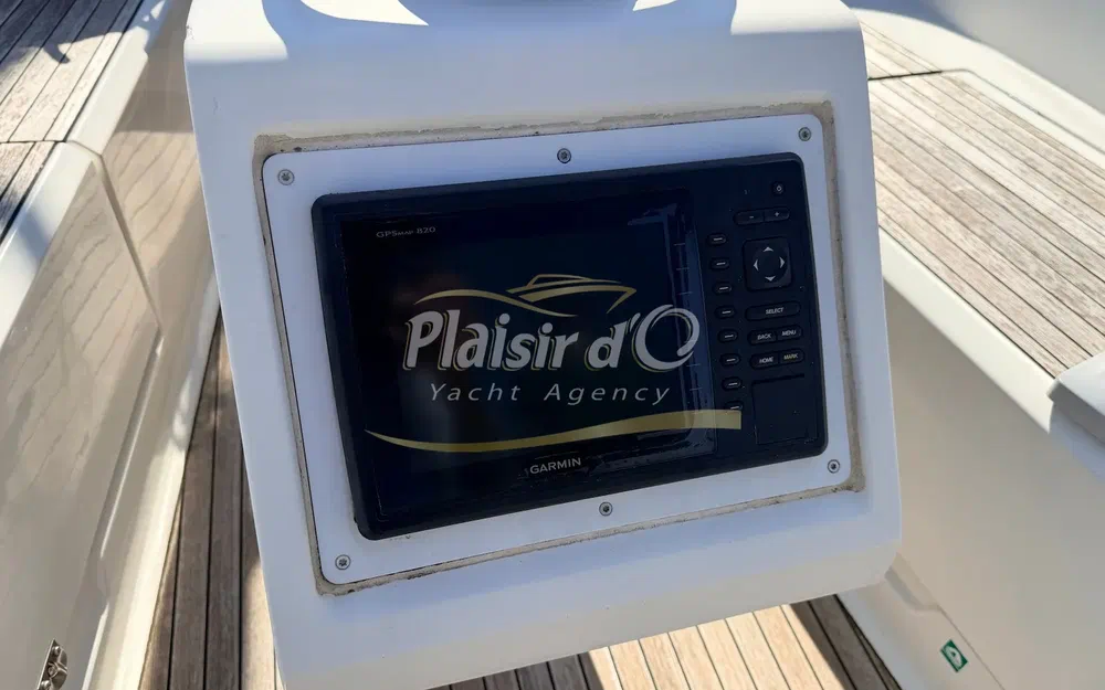 slider 5 Bavaria Cruiser 37
