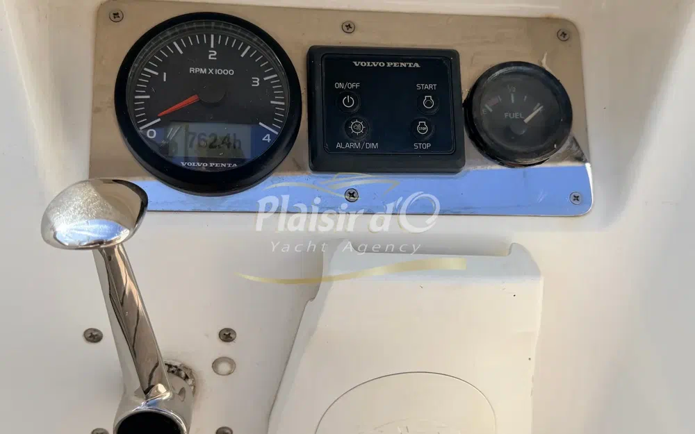 slider 6 Bavaria Cruiser 37