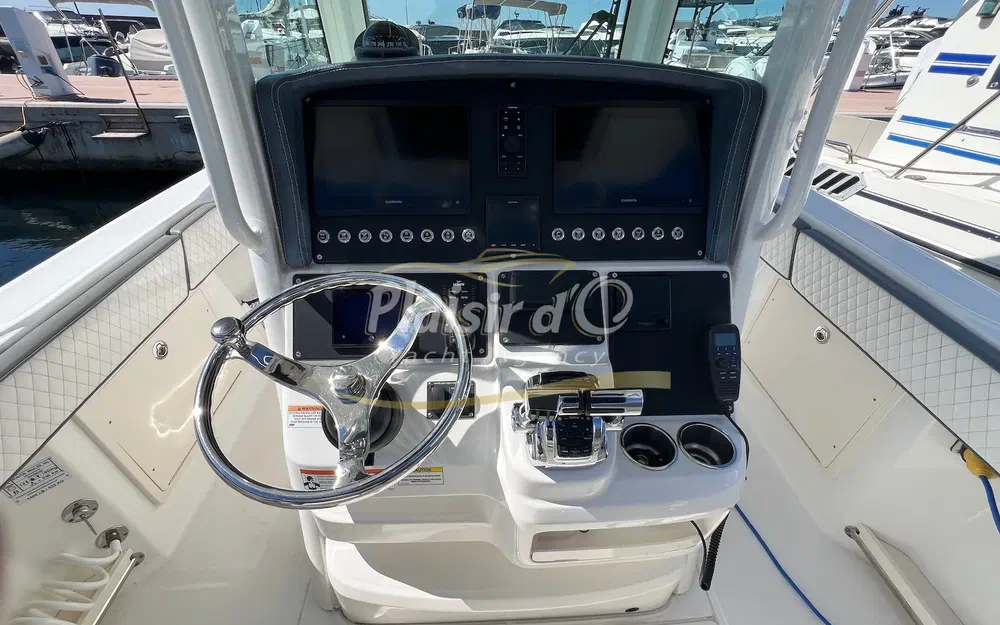 slider 11 Boston Whaler 280 Outrage