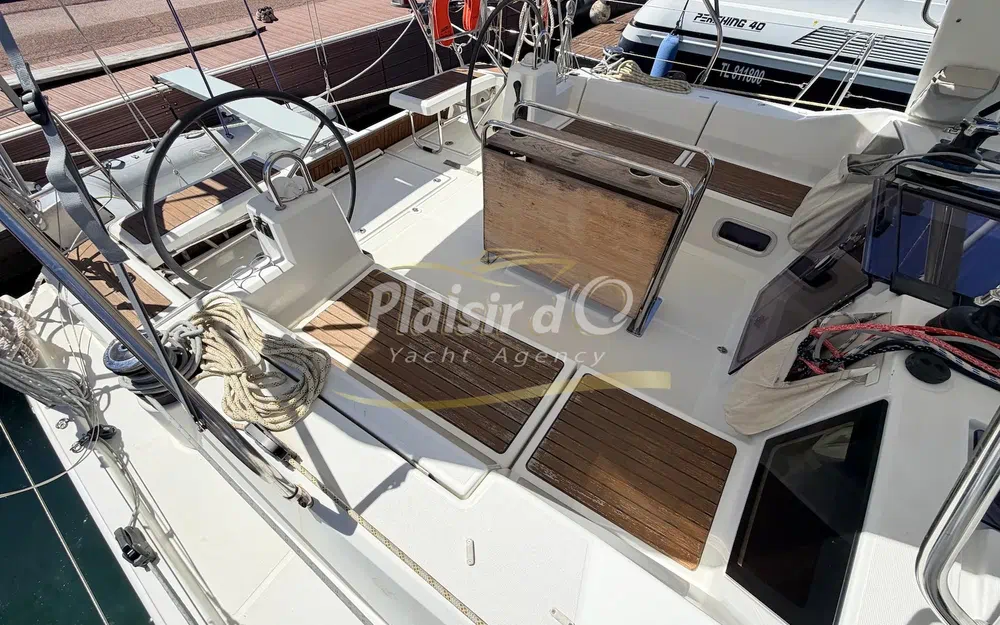 slider 16 Beneteau Oceanis 411
