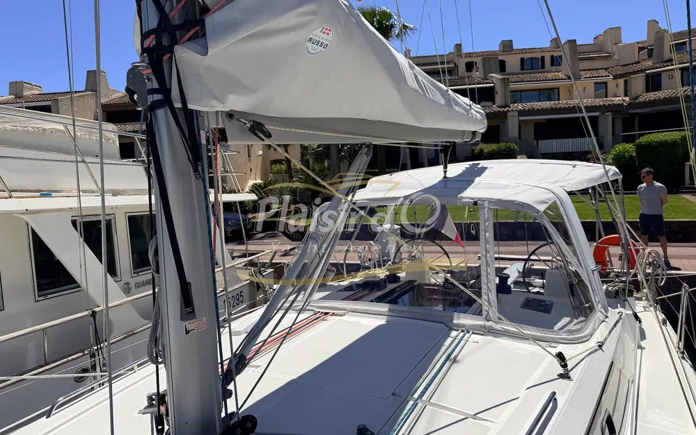 slider 24 Beneteau Oceanis 411