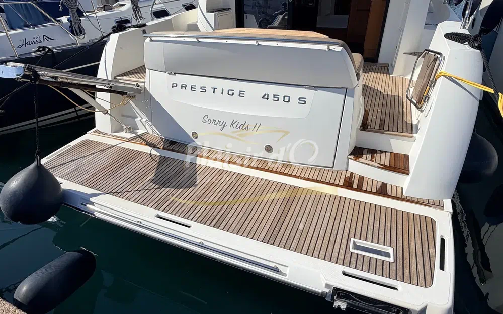 slider 5 Prestige Yachts 450 S
