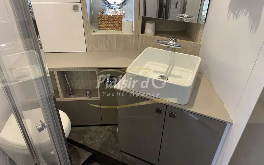 slider 21 Cranchi 60 ST