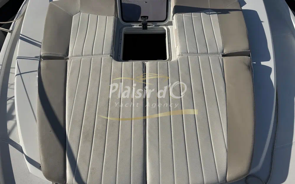 slider 10 Jeanneau NC 11