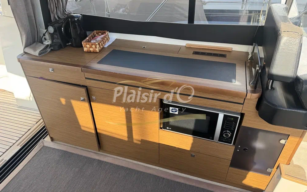slider 17 Jeanneau NC 11