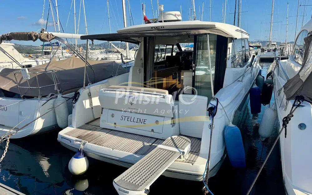 slider 2 Jeanneau NC 11