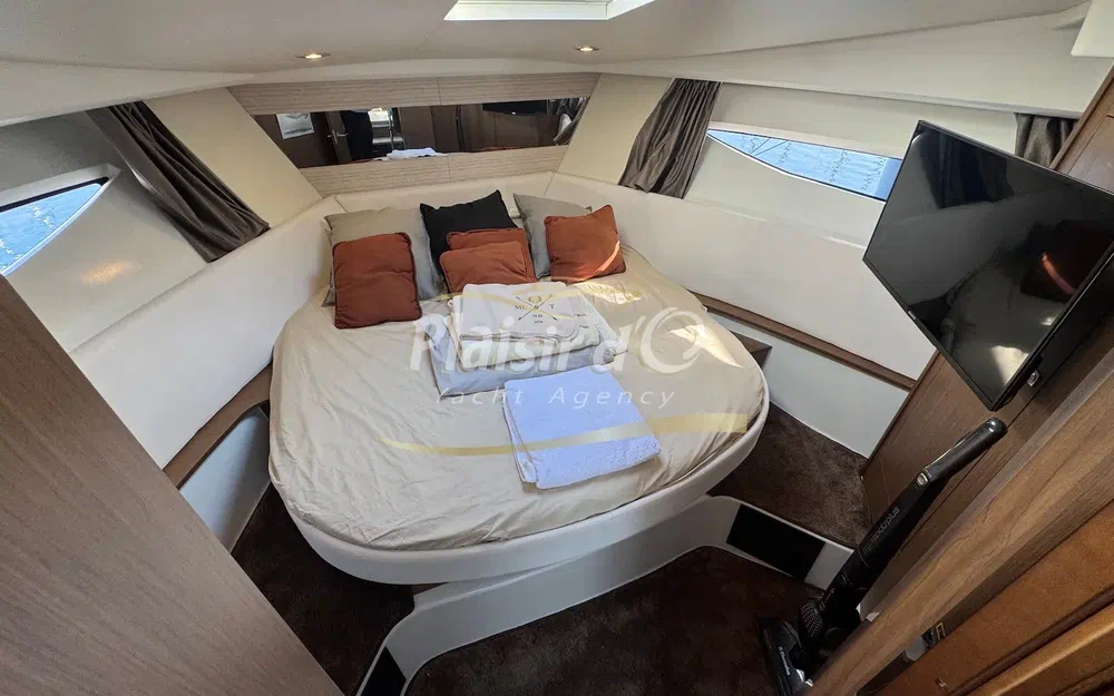 slider 38 Jeanneau NC 11
