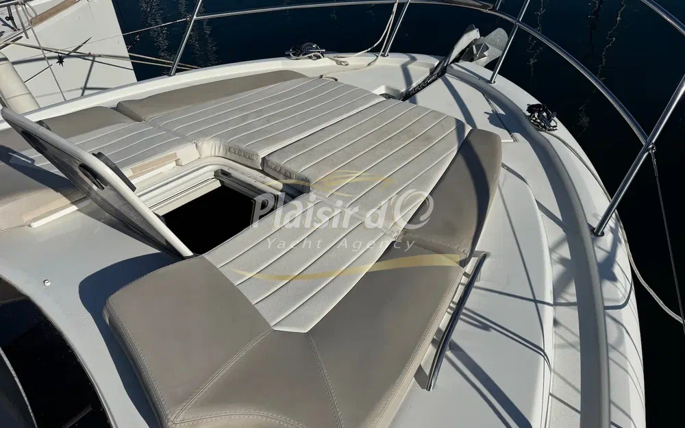 slider 8 Jeanneau NC 11