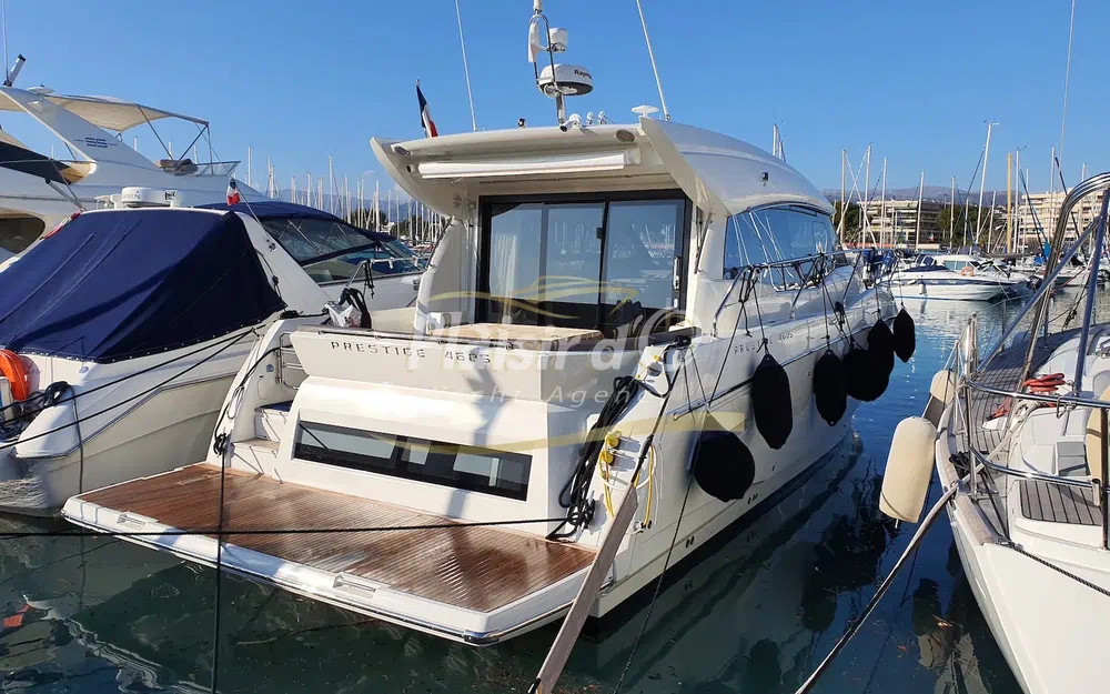 slider 0 Prestige Yachts 460 S