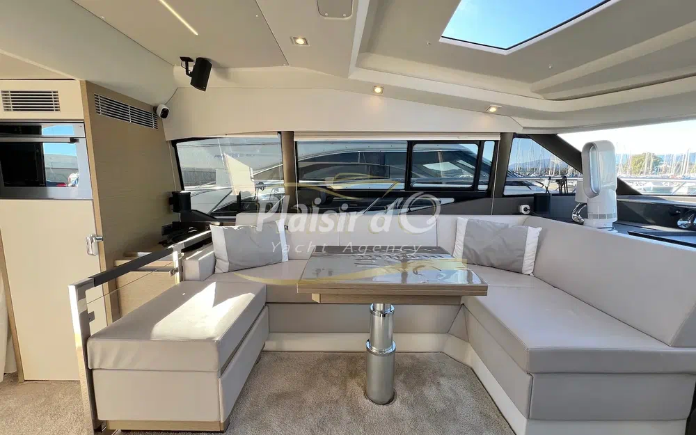 slider 14 Prestige Yachts 460 S