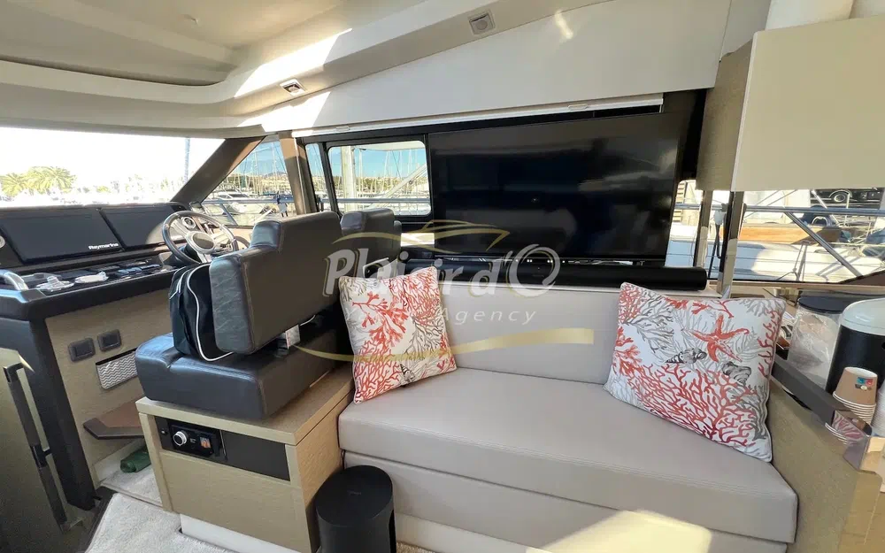 slider 15 Prestige Yachts 460 S