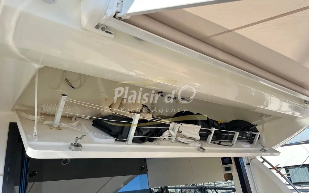 slider 32 Prestige Yachts 460 S